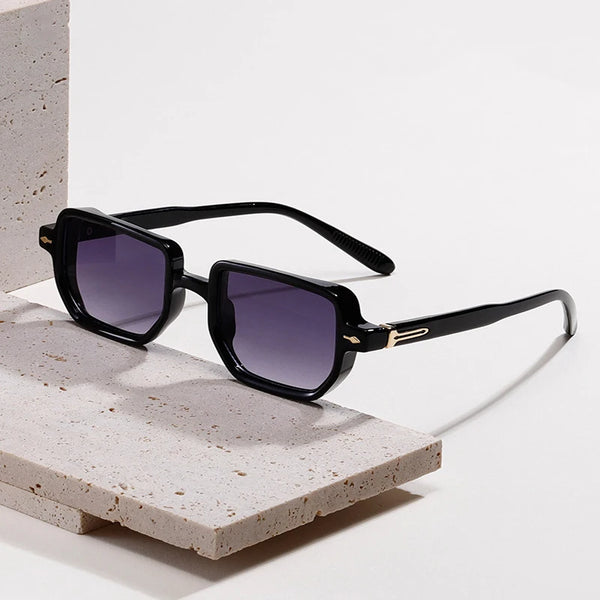 SO&EI Retro Rectangle Rivets Men Punk Gradient Sunglasses Shades UV400